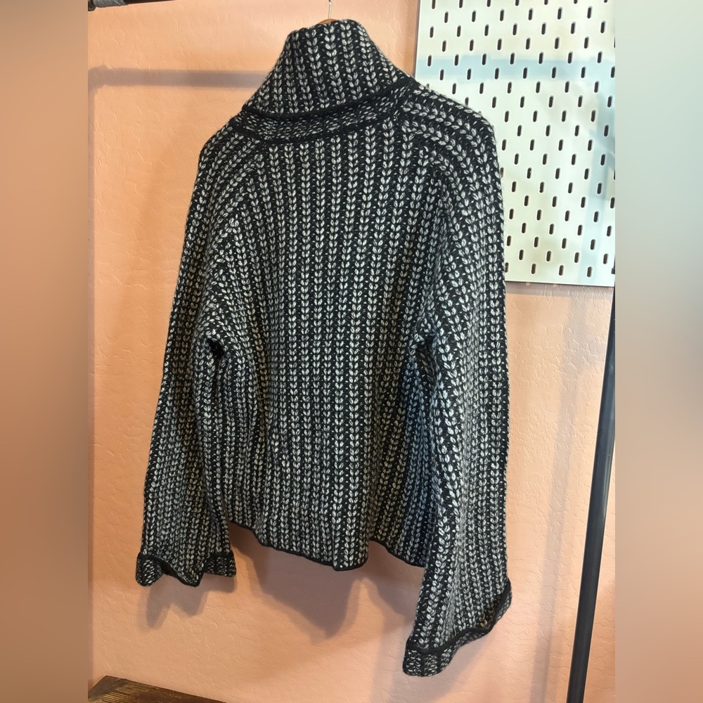 Metallic Thread Chunky Knit Sweater - Picture 3 of 7